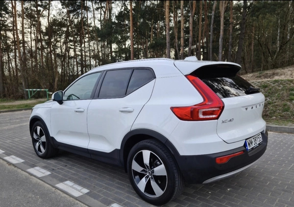 Volvo XC 40 cena 114900 przebieg: 47500, rok produkcji 2019 z Sulejówek małe 191